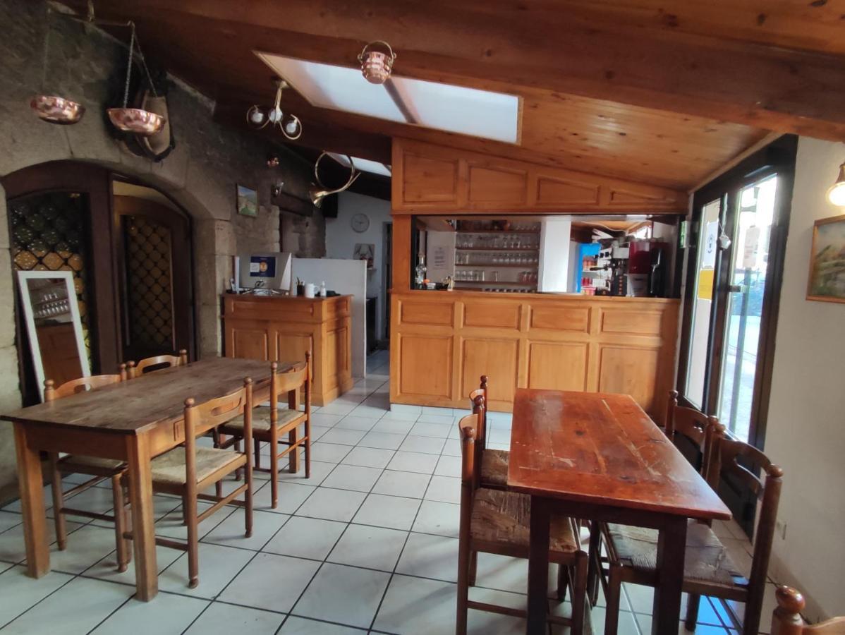 Auberge Lou Jas Soleilhas Zewnętrze zdjęcie