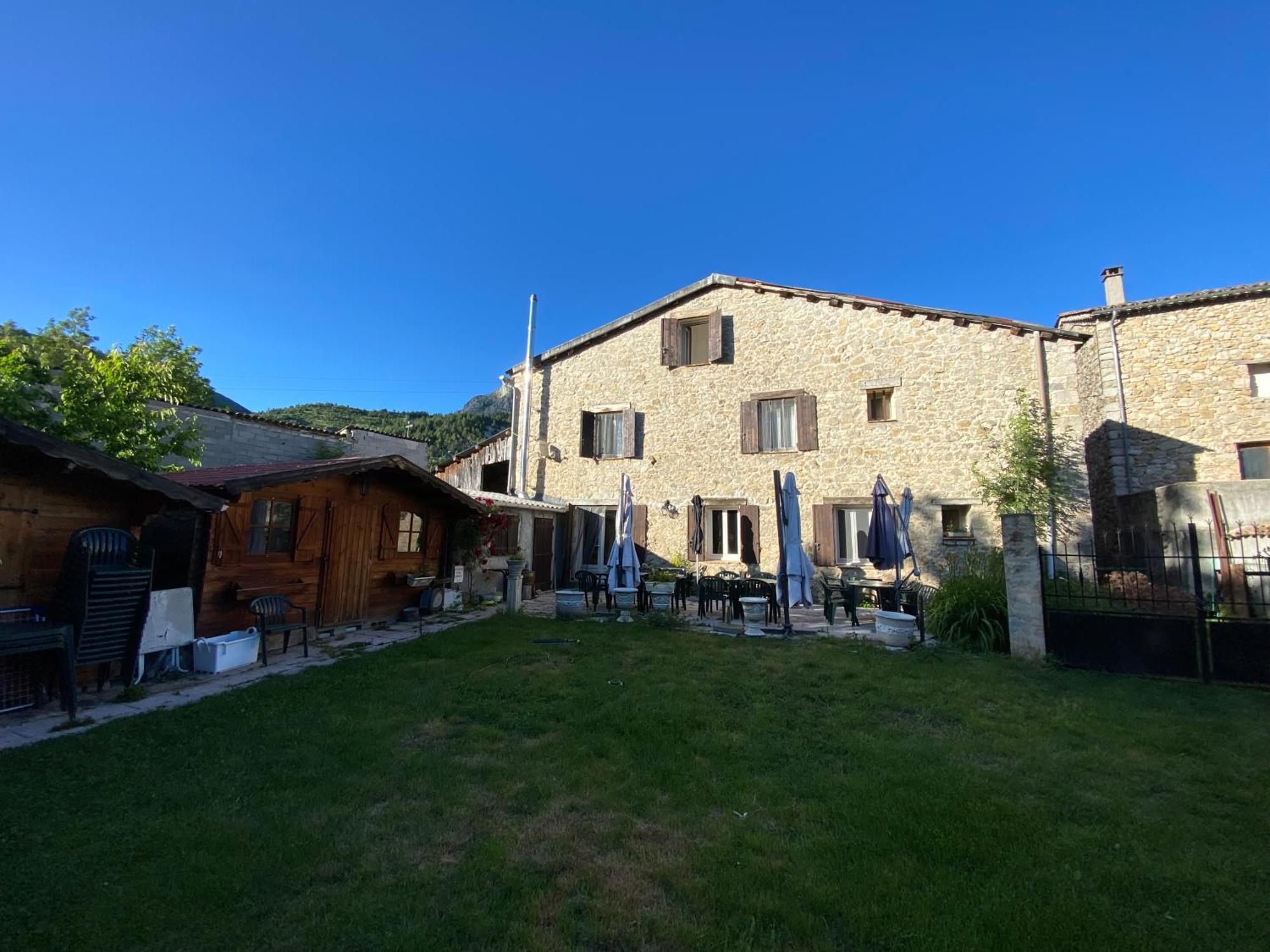 Auberge Lou Jas Soleilhas Zewnętrze zdjęcie